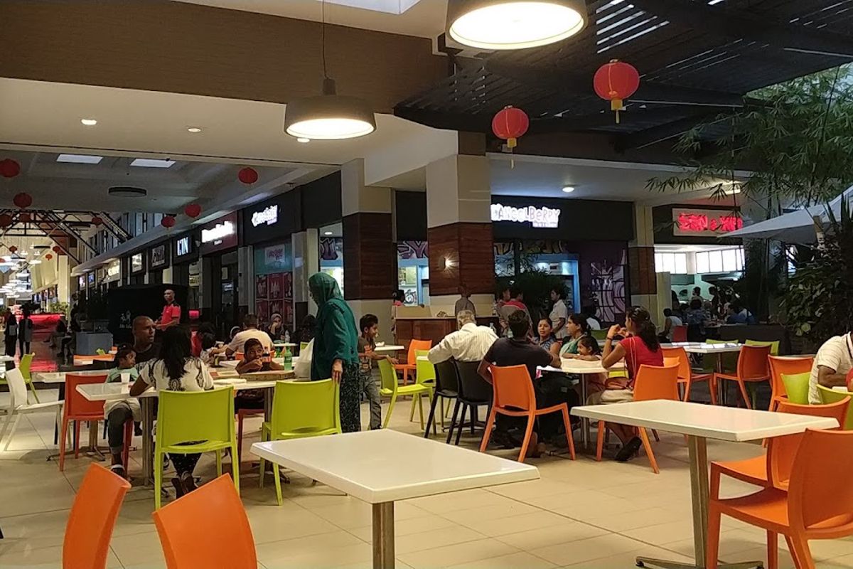 Phoenix Mall, Phoenix