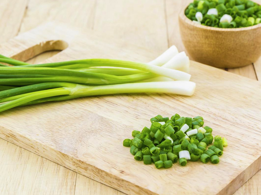10-reasons-why-spring-onions-should-be-included-in-all-your-recipes (5)